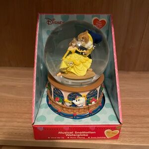 New Disney Beauty Beast Musical Snomotion Waterglobe Snow Globe Valentines Day